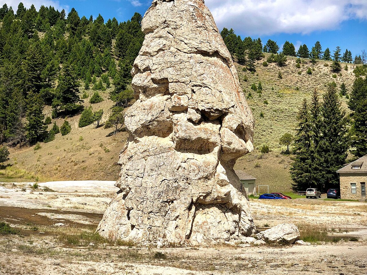 Mammoth Hot Springs in 2021