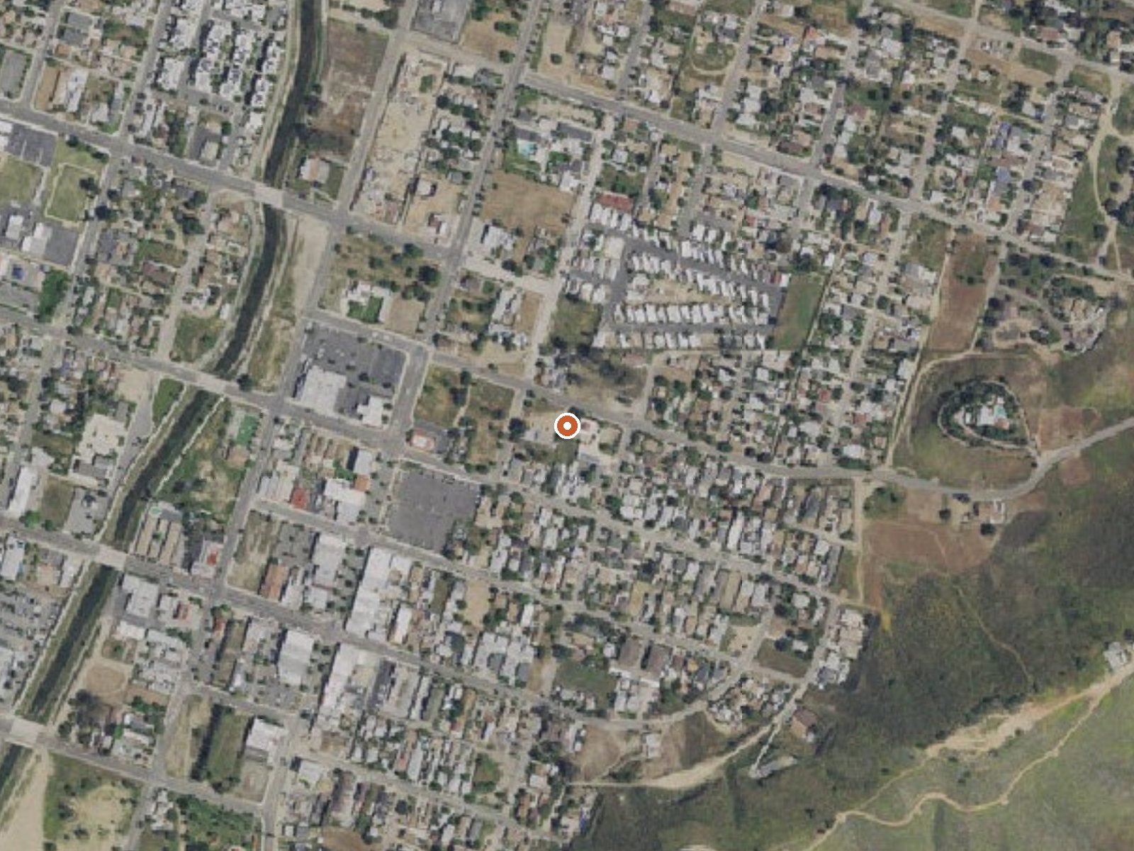 Aerial view of the ground around Wrenden Hot Sprs, Elsinore Hot Sprs