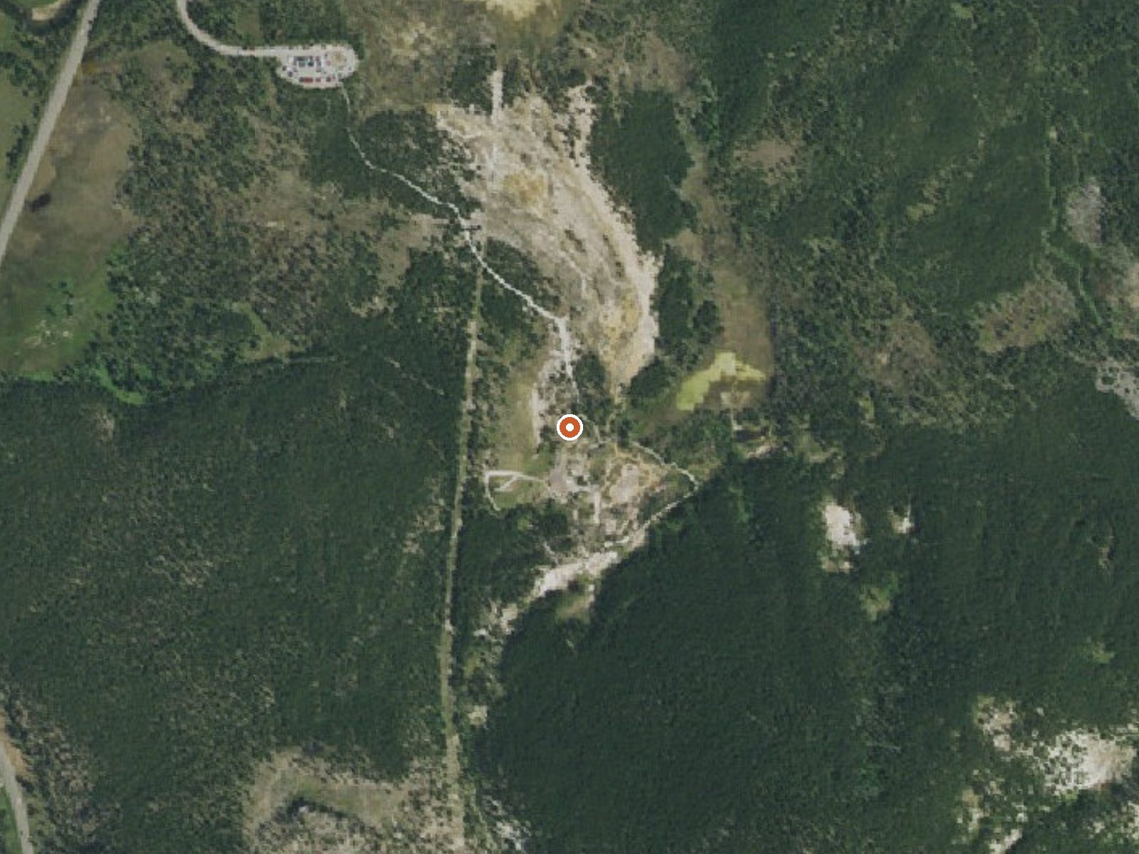 Aerial view of the ground around Artists Paintpots